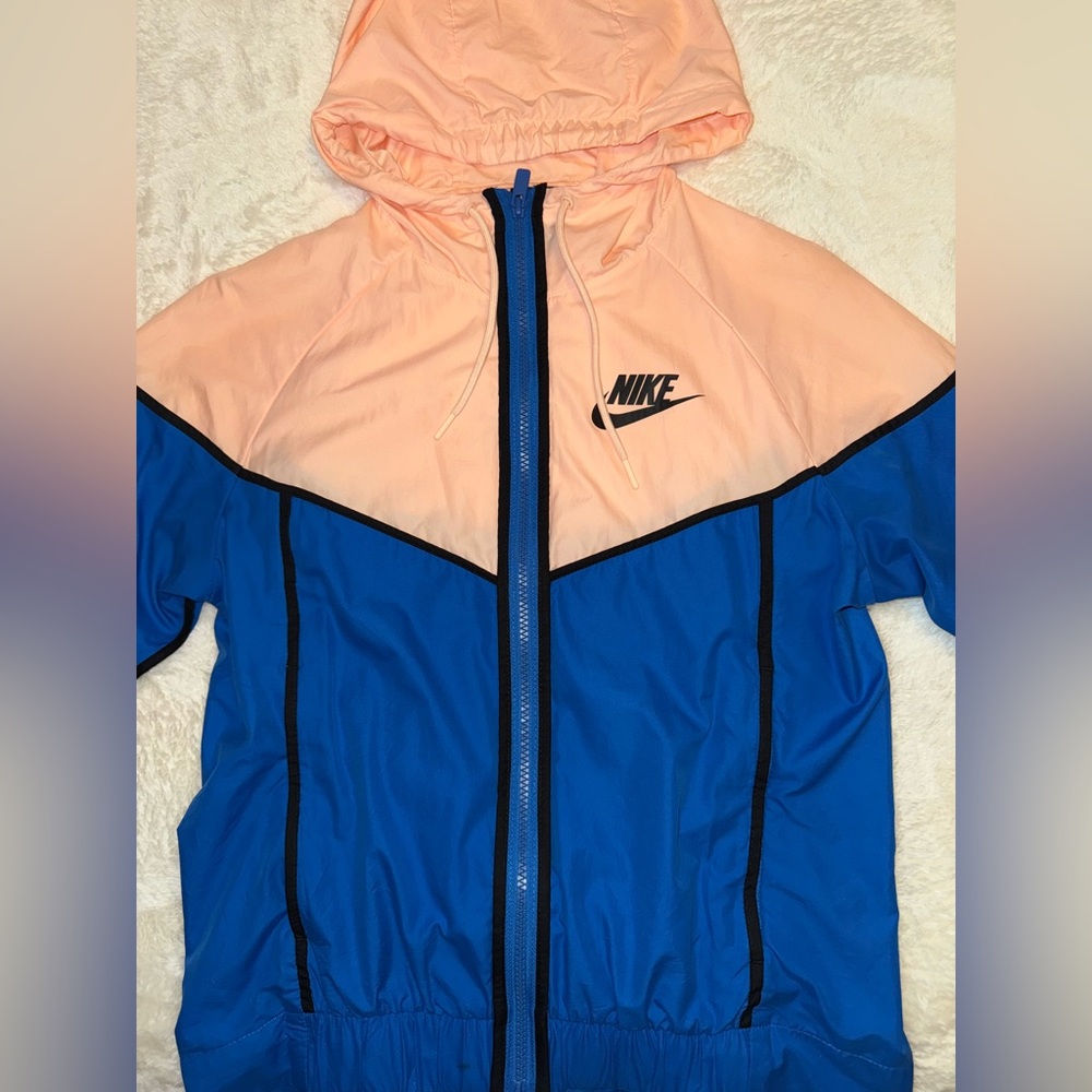 Nike Nsw Windrunner Womens Jackets Size S, Color: Blue/Rose